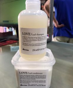 Dầu gội và xả chăm sóc tóc uốn DAVINES Love Curl