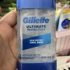 Lăn khử mùi nam Gillette Clear Gel Cool Wave 6in1 Ultimate Protection 107g